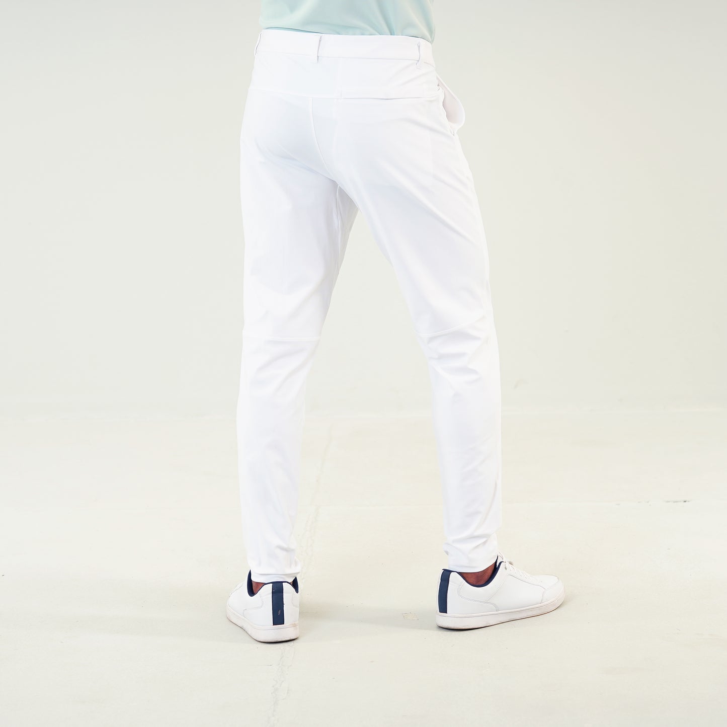 Legendary Classic Tapered Pant
