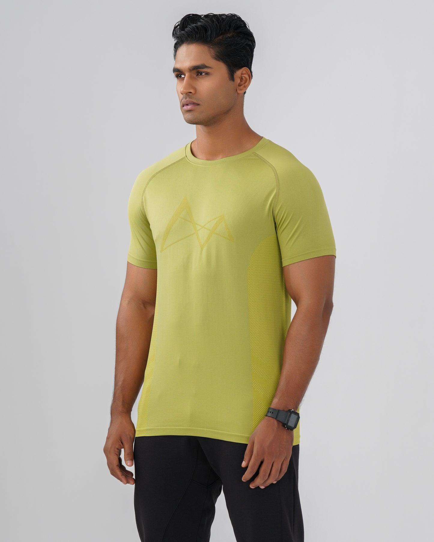 Adapt Seamless Training Tee