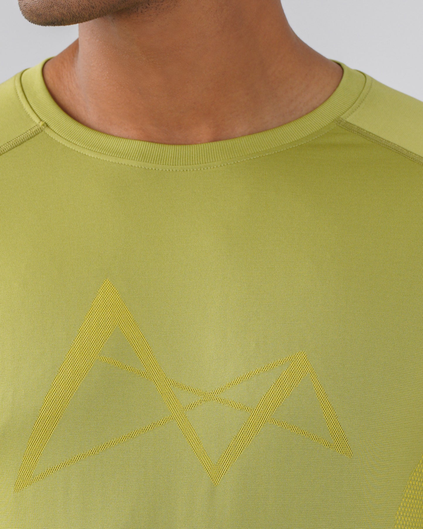Adapt Seamless Training Tee