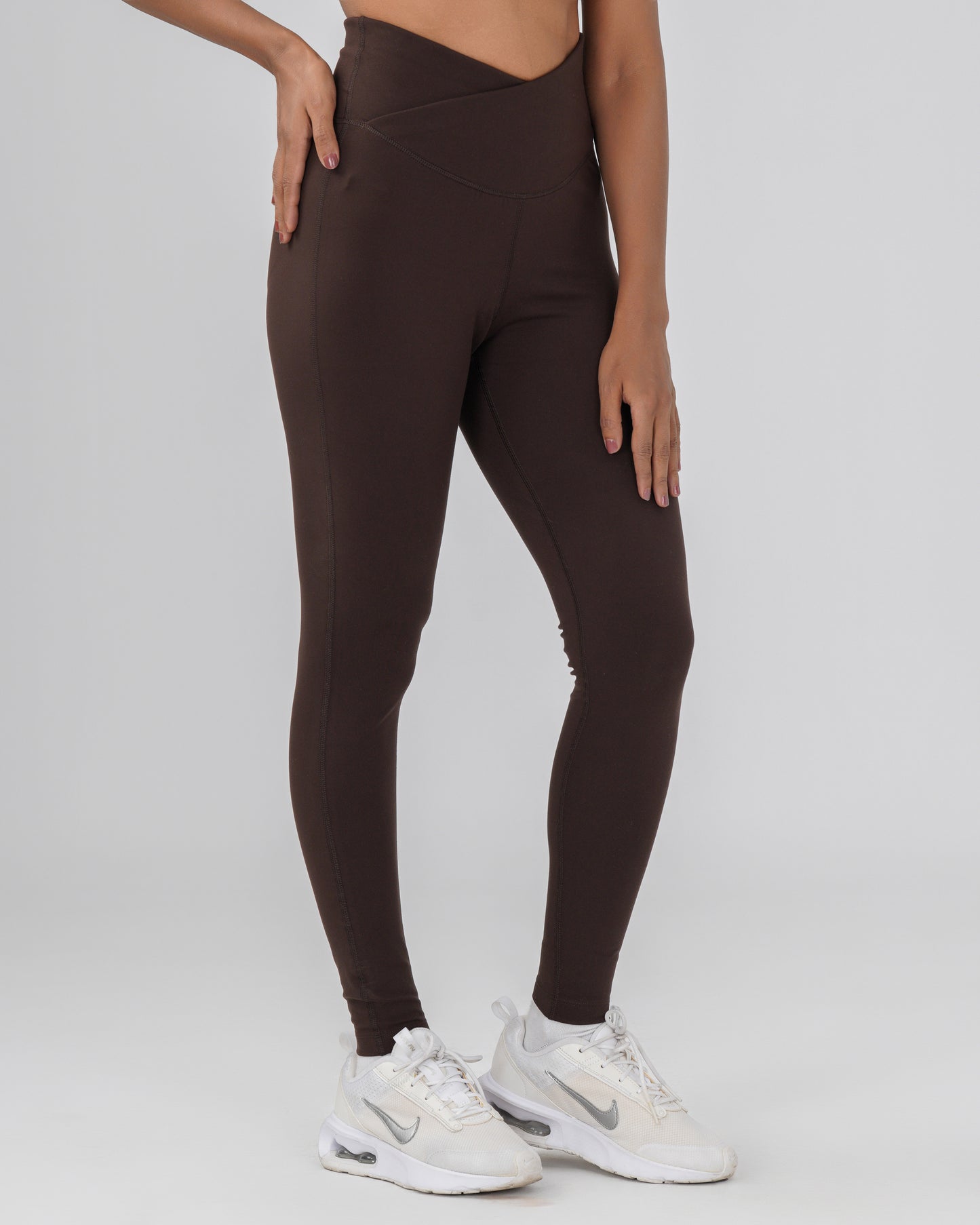 Lyra V-Cut Leggings