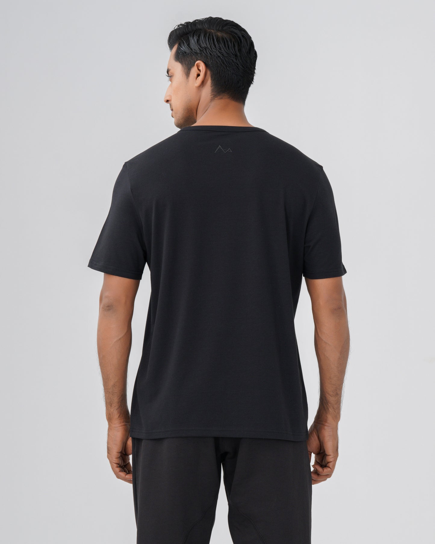 UrbanMove Series-1 T-Shirt