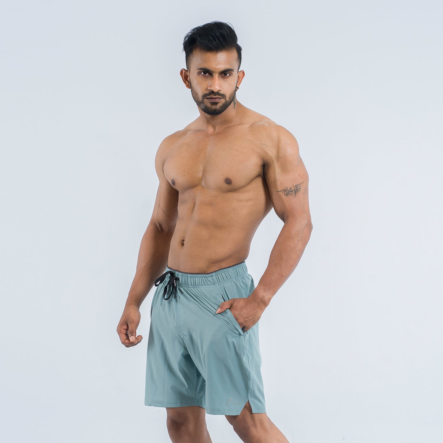 ইন্টেন্স শর্টস মিনারেল ব্লু