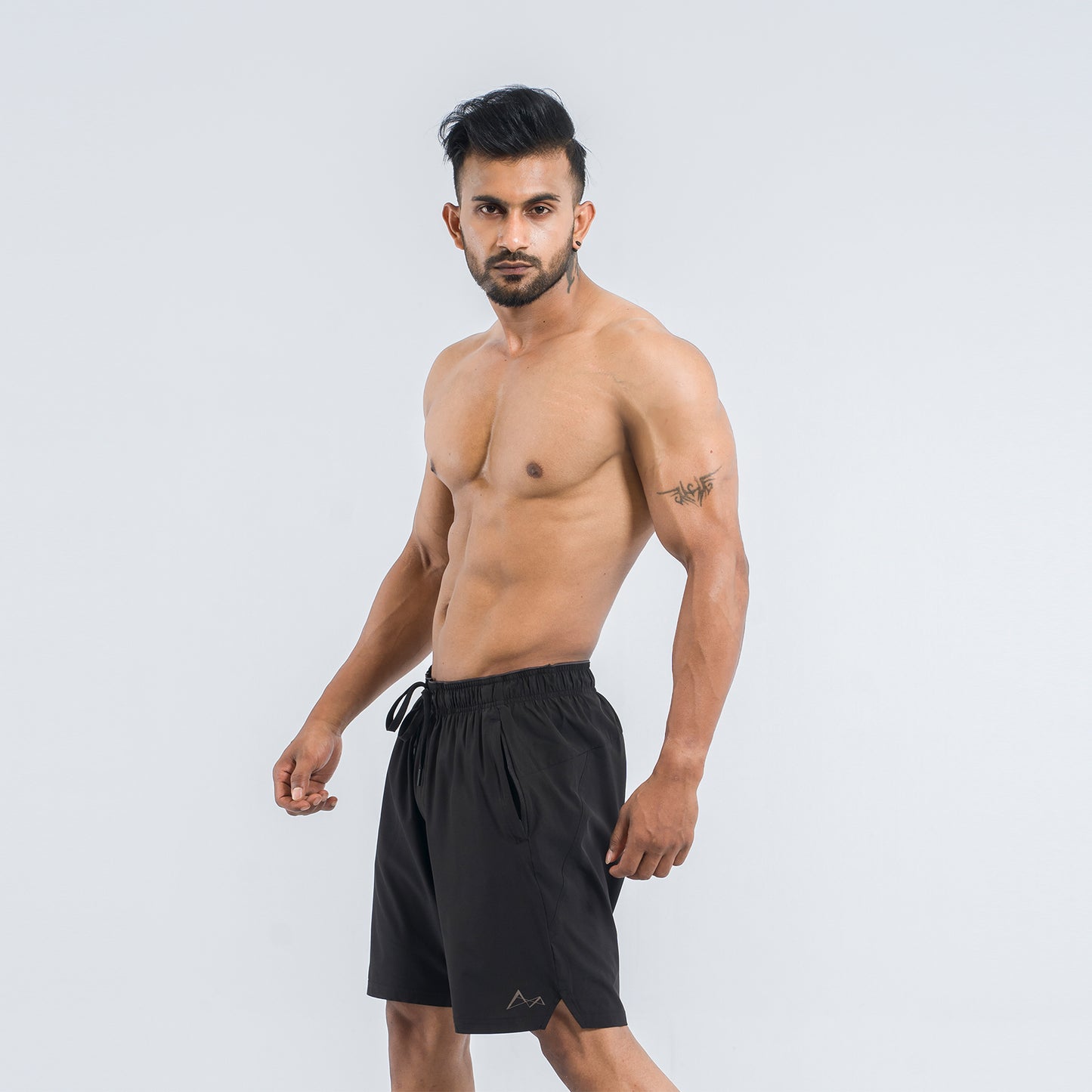 ইন্টেন্স শর্টস ব্ল্যাক