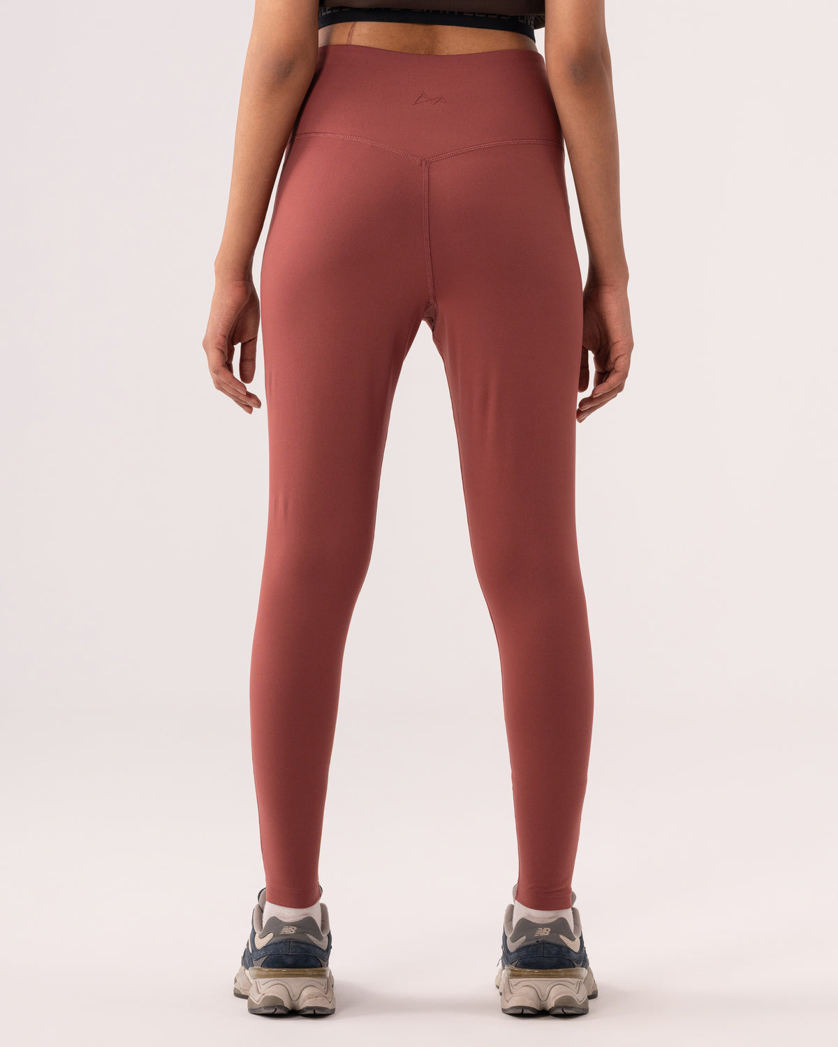 Lyra V-Cut Leggings
