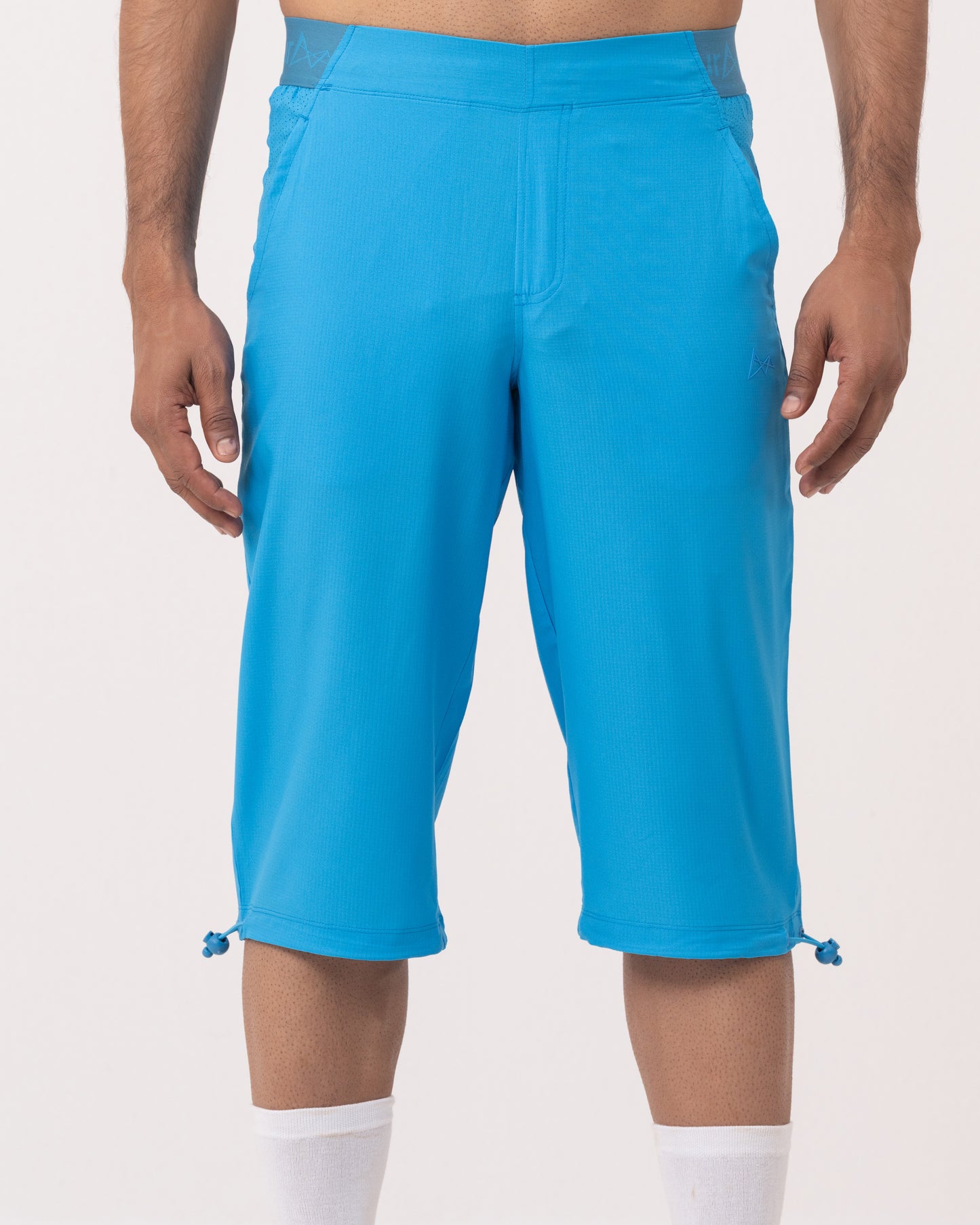 AeroWeave 3/4 Shorts