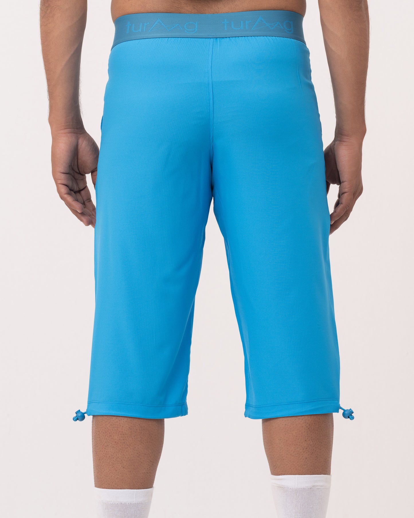 AeroWeave 3/4 Shorts