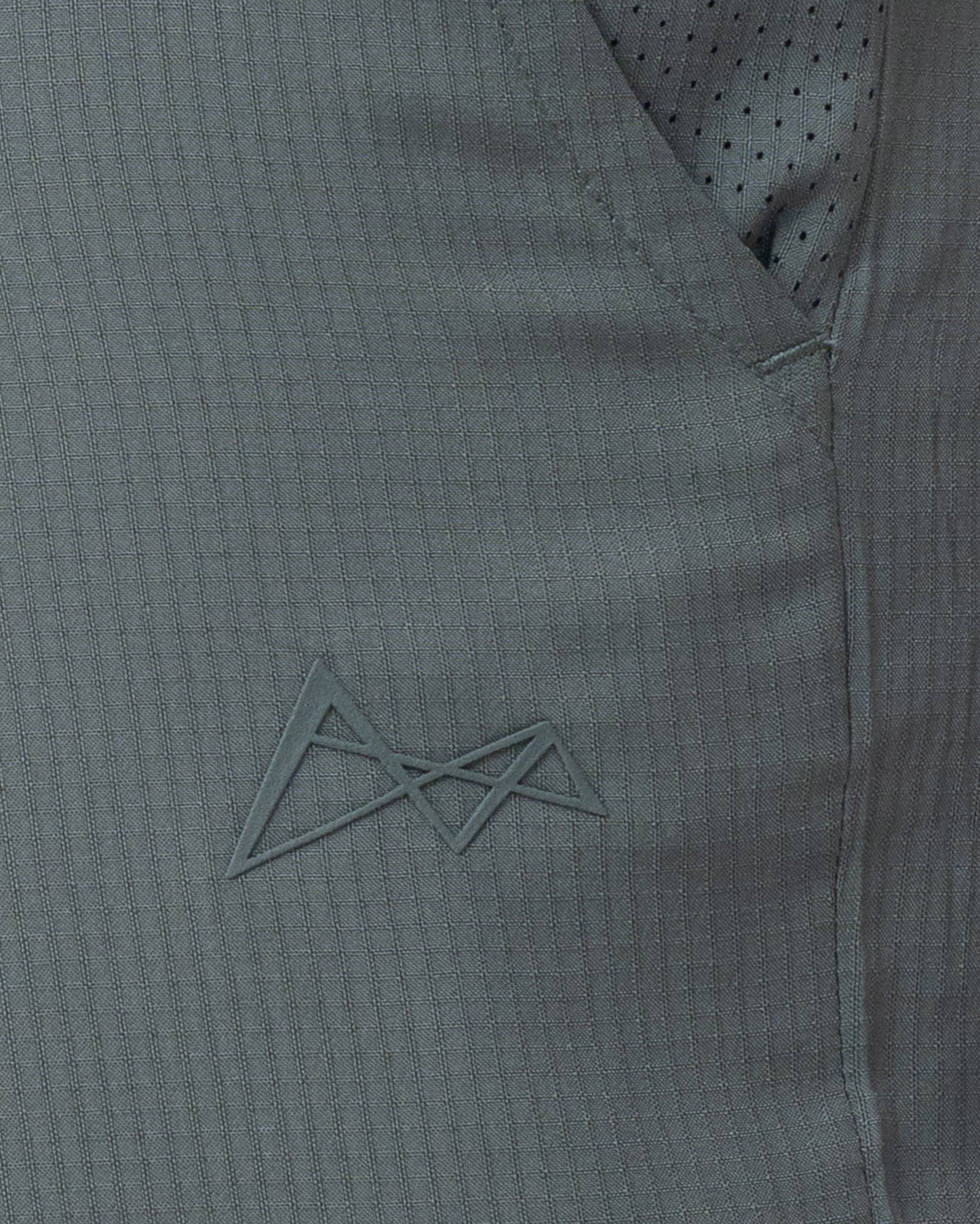 AeroWeave 3/4 Shorts