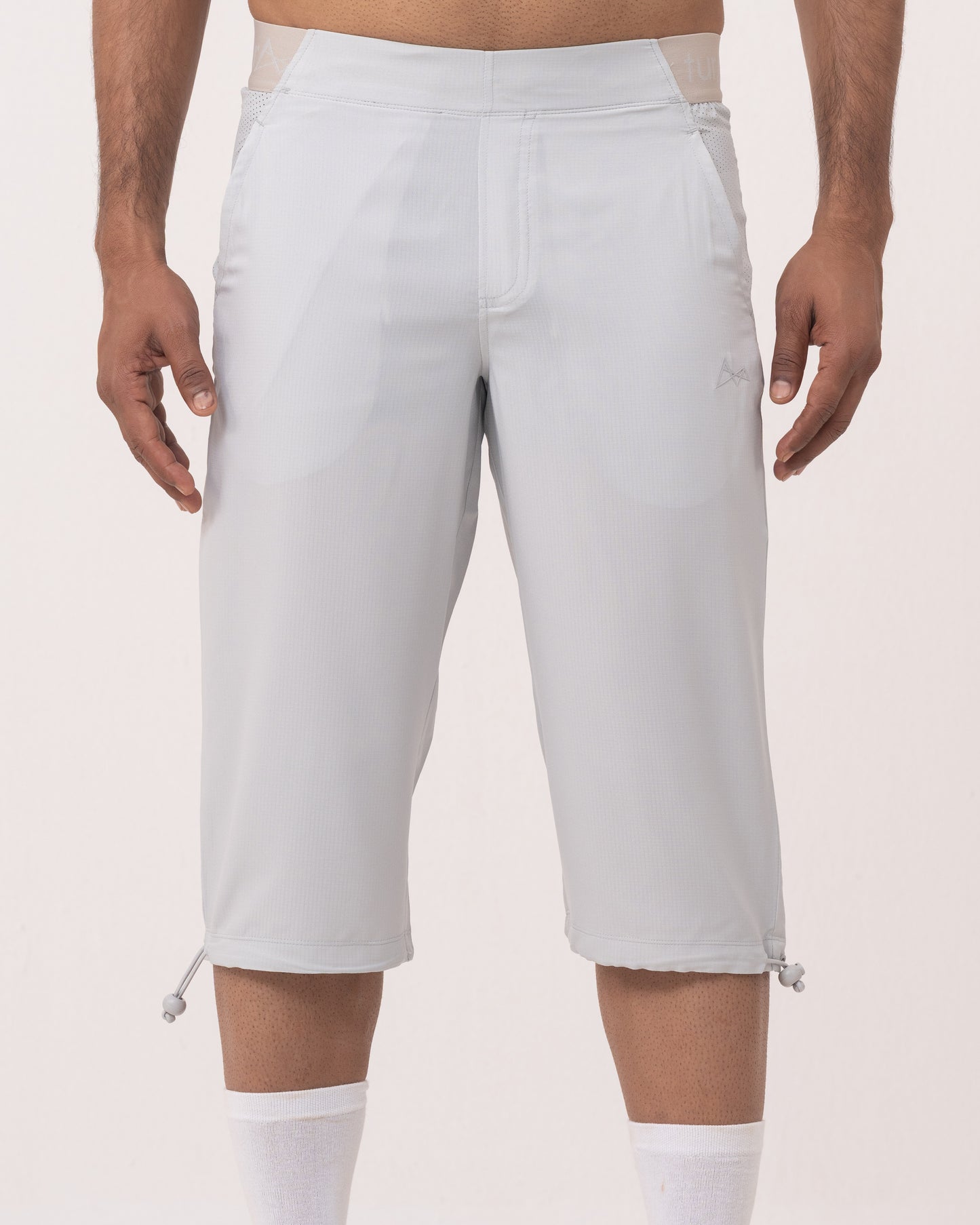 AeroWeave 3/4 Shorts