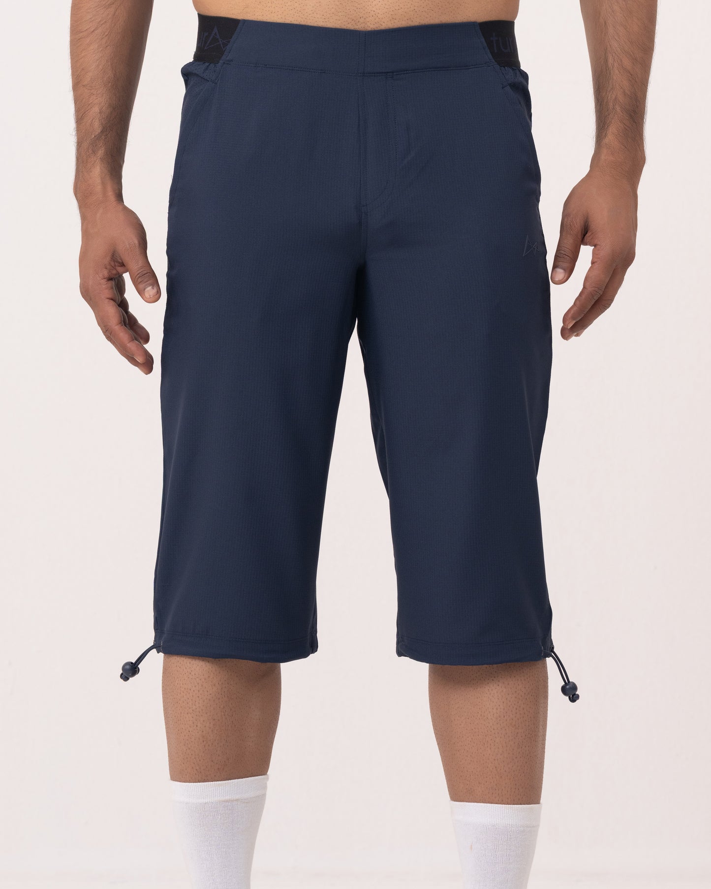 AeroWeave 3/4 Shorts