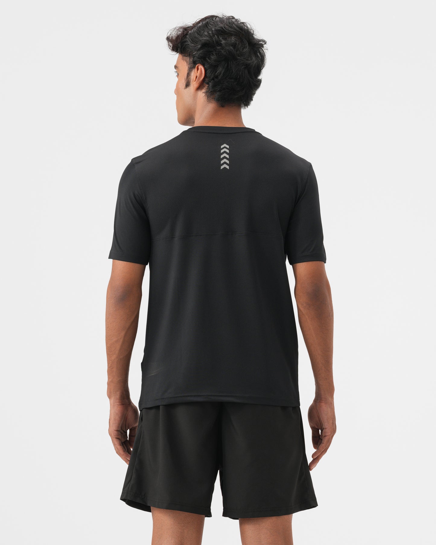 AeroFlow Men’s Performance T-shirt