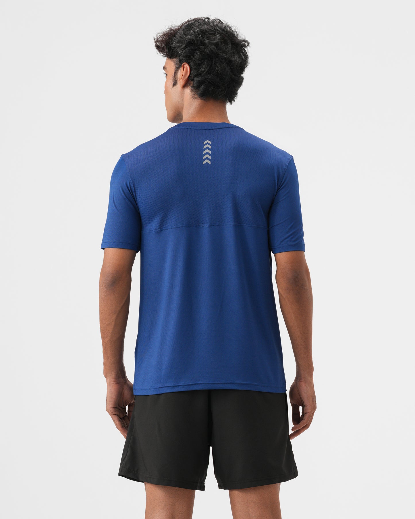 AeroFlow Men’s Performance T-shirt