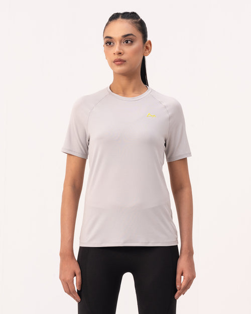 Run Limitless Core Women’s T-shirt