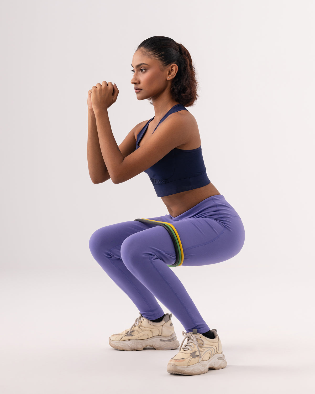 Lyra V-Cut Leggings