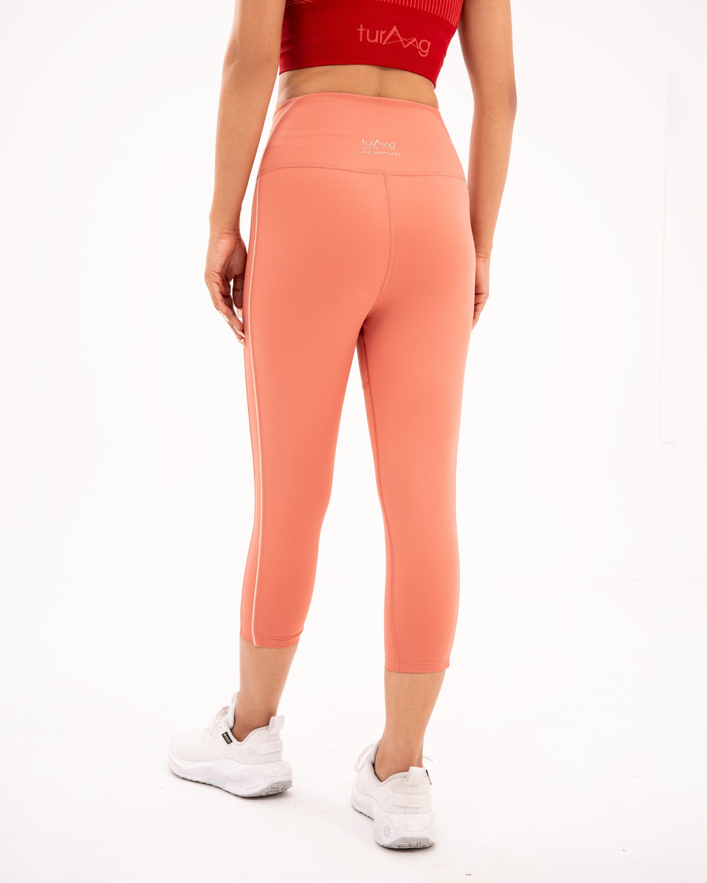 Aerosculpt Cropped Leggings