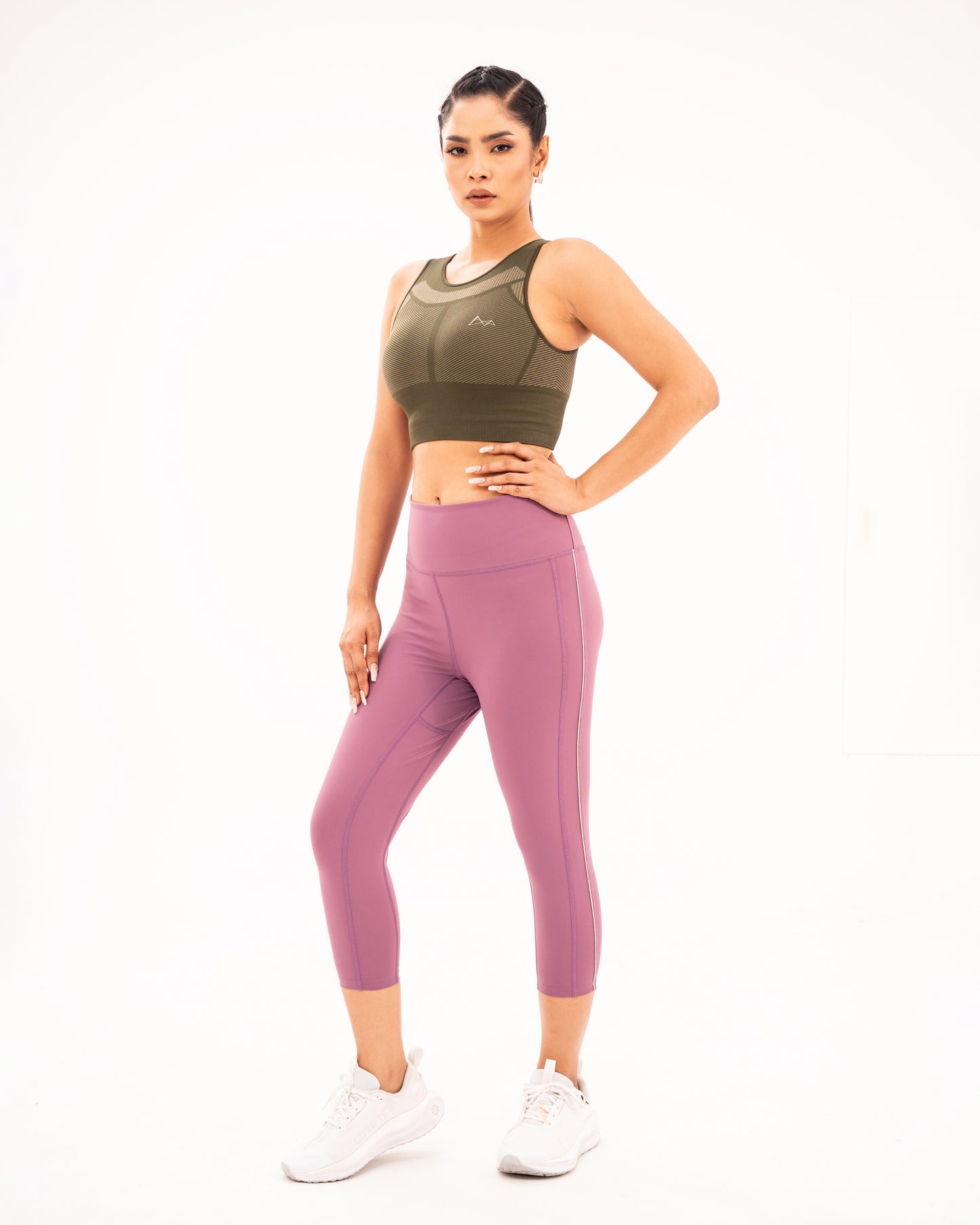 Aerosculpt Cropped Leggings