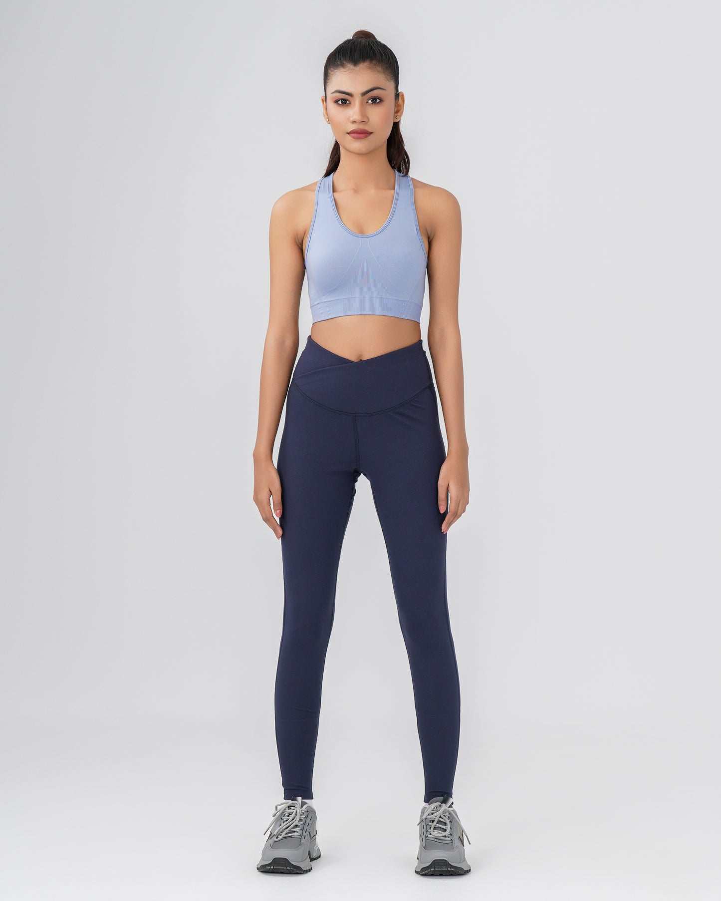Lyra V-Cut Leggings