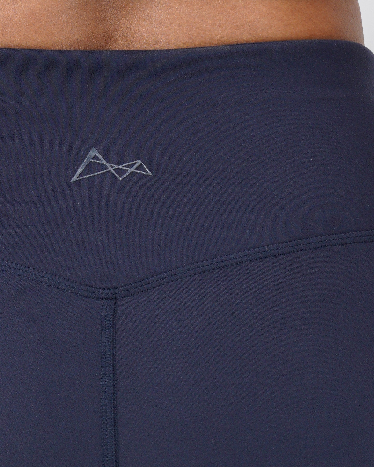 Lyra V-Cut Leggings